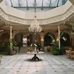 Oriente Atiram Hotel